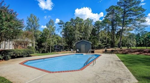 3810 Belle Glade Trl, Lithonia GA  30039-6700 exterior