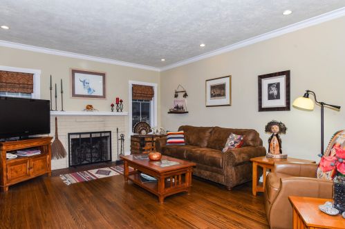 1328 Miles Ave, Kalamazoo MI  49001-4934 exterior