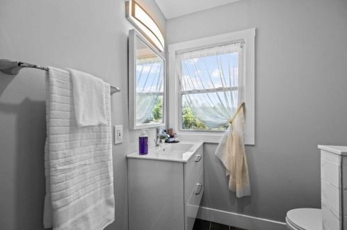 88 Spackenkill Rd, Poughkeepsie NY 12603-5336 exterior