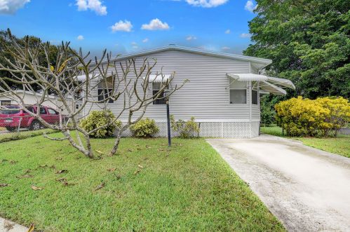 10486 228th Ln, Boca Raton, FL 33428-5732