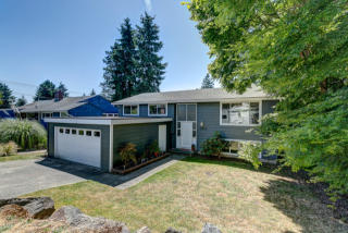 3411 106 St, Seattle WA  98146-1126 exterior