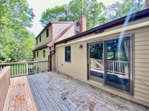 10 Candlestick Ln, Barrington NH 03825-7120 exterior