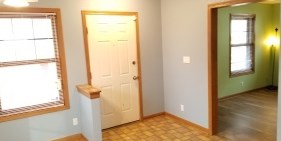 2118 27th St, Milwaukee, WI 53208-1511