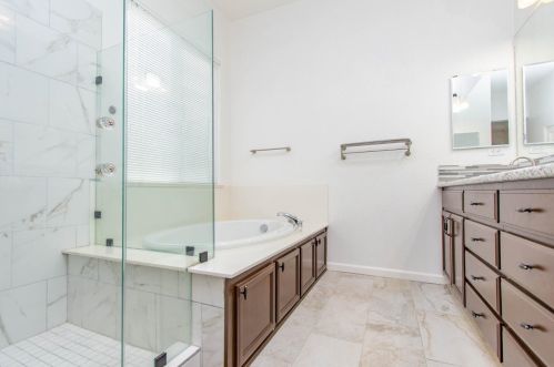 1072 Bennington Ave, Turlock CA  95382-0555 exterior