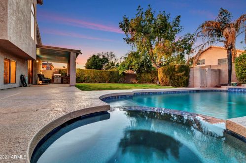 4402 Linda Ln, Chandler AZ 85226-5852 exterior