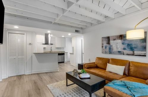 799 Barnett St, Atlanta, GA 30306-4136