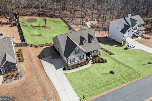 6495 Providence Lake Dr, Gainesville, GA 30506-3805