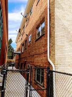 4854 Pulaski Rd, Chicago IL  60632-4116 exterior