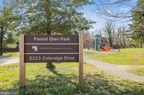 917 Northwest Dr, Silver Spring MD  20901-1435 exterior