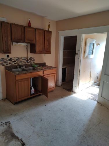 2824 36, Milwaukee WI 53210-1924 exterior