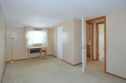 7934 Elm St, Pittsburgh PA 15221-1920 exterior