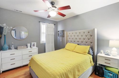 3429 Oakley Ave, Chicago IL 60608-6027 exterior