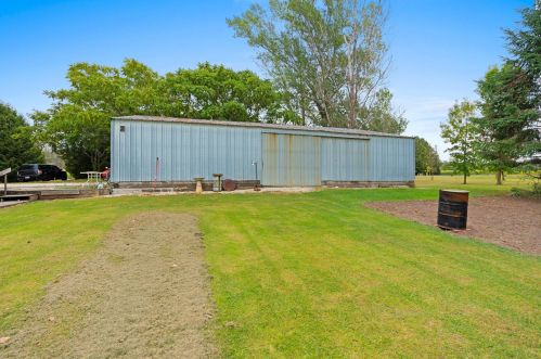 6202 Brunner Rd, Manitowoc WI 54220-9540 exterior