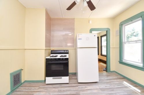 132 Alderman St, Springfield MA 01108-2121 exterior