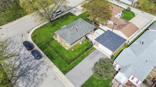 1450 Kinsey Ave, Joliet IL 60436-2546 exterior