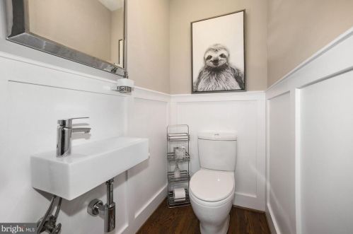 2334 Huidekoper Pl, Washington DC 20007-1827 exterior