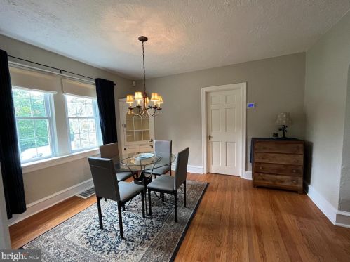 272 Old Middletown Rd, Media PA 19063-4832 exterior