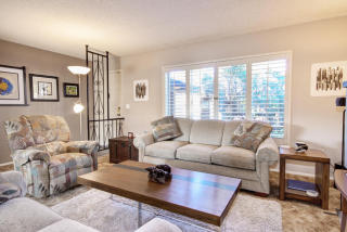 3909 Alice Ave, Phoenix, AZ 85051-3643