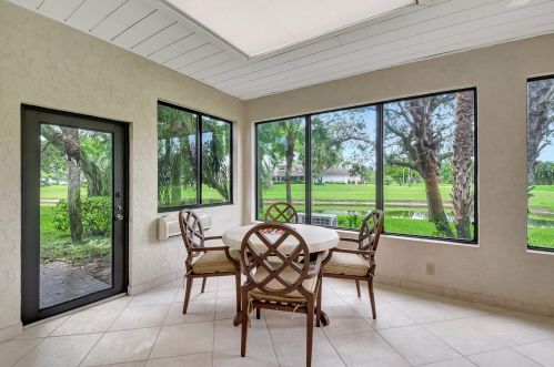 44 Hampshire Ln, Boynton Beach FL 33436-7414 exterior