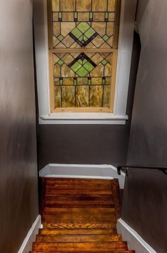 6338 Forward Ave, Pittsburgh PA 15217-2266 exterior