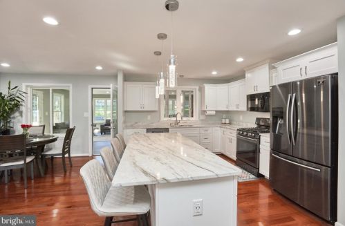 1007 Venice Dr, Silver Spring MD 20904-2065 exterior