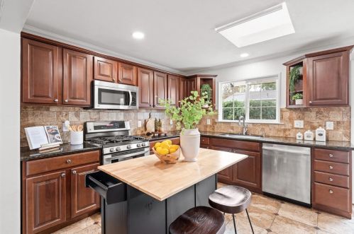 5508 Arizona Dr, Concord CA 94521-4026 exterior