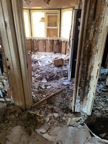 3863 55, Milwaukee WI 53220-2045 exterior