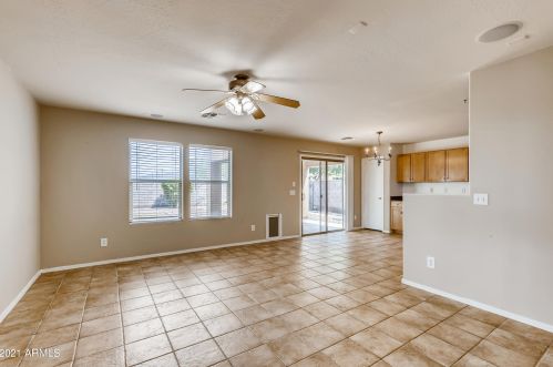 9009 6 St, Phoenix AZ 85020-3502 exterior