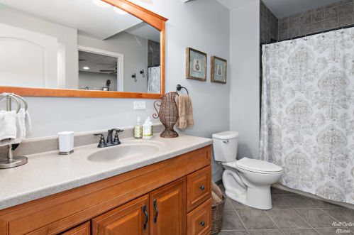 4014 Shenandoah Dr, Bull Valley IL 60012-1712 exterior