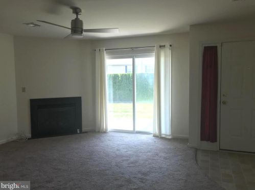 101 Cardinal Ln, Hummelstown PA  17036-8755 exterior