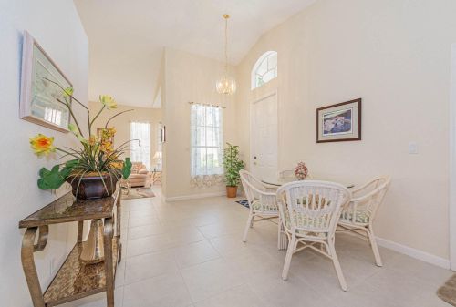 5629 Spanish Riv Rd, Fort Pierce FL 34951-2896 exterior