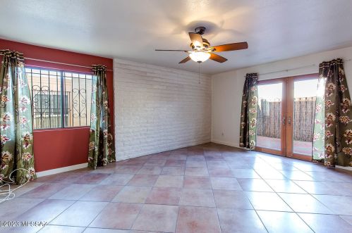 3214 Cherry Ave, Tucson AZ 85706-1406 exterior