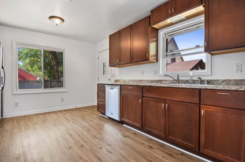 7314 Stevenson St, Milwaukee WI 53213-3649 exterior