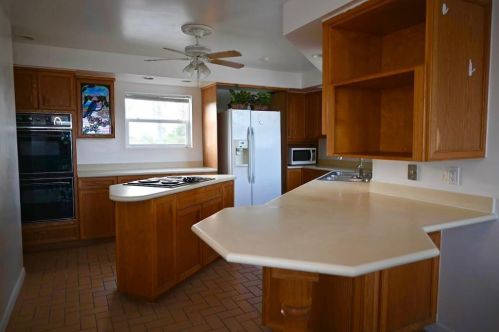 604 Ocean Dr, Fort Pierce FL  34949-3210 exterior