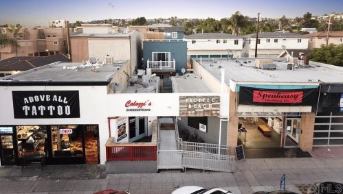 1146 Garnet Ave, San Diego CA 92109-2833 exterior