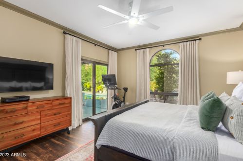 11039 11th St, Phoenix AZ  85020-5852 exterior