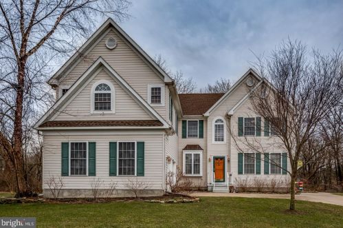 28 Tynemouth Dr, Lumberton Township NJ 08048-5801 exterior