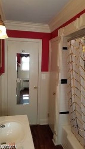 12 Adamsville Rd, Bridgewater NJ 08807-3049 exterior