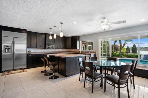 126 Spg Vly Loop, Altamonte Springs FL 32714-6509 exterior