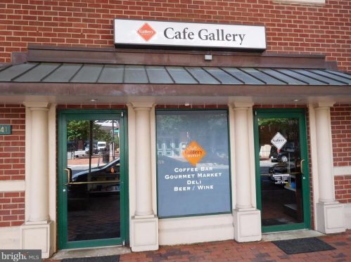 2121 Jamieson Ave, Alexandria VA 22314-5708 exterior