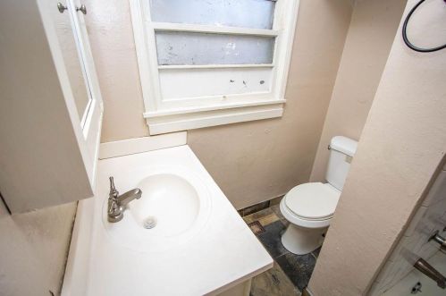 642 Olive Ave, Turlock CA 95380-4816 exterior