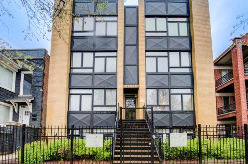 6617 Ingleside Ave, Chicago, IL 60637-4217