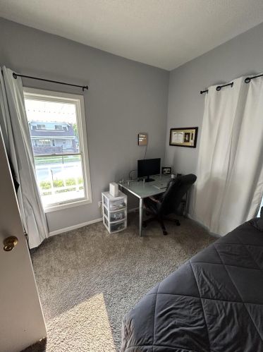 832 College Ave, Grand Rapids MI 49503-1265 exterior