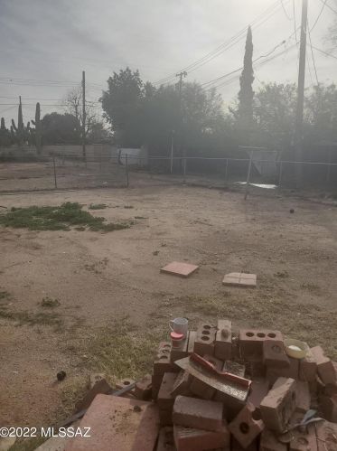 5104 29 St, Tucson AZ 85711-6308 exterior