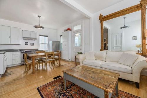 2515 Lyndale St, Chicago IL 60647-3112 exterior