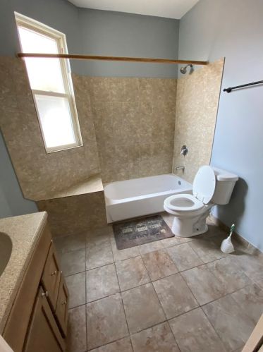 851 Hamlin Ave, Chicago IL 60805-1416 exterior