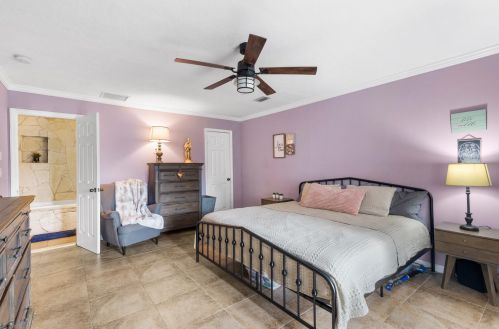 709 Dorchester St, Fort Pierce FL  34983-8762 exterior