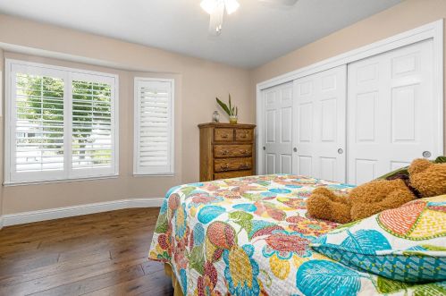 100 Cyn Rim Dr, Folsom CA 95630-2034 exterior