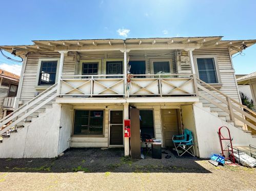 743 Pumehana St, Honolulu HI exterior