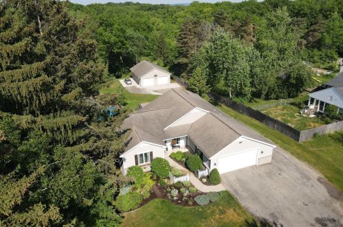 1551 Leffingwell Ave, Grand Rapids MI 49525-4530 exterior